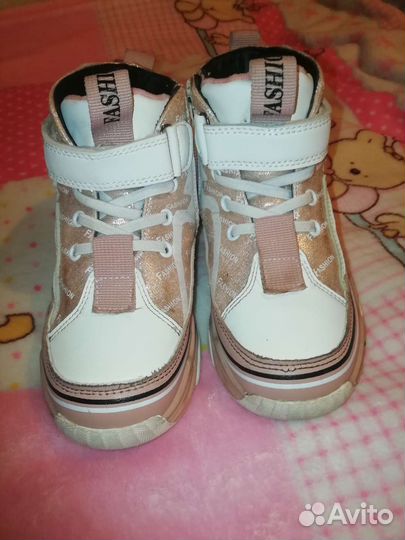Ботинки для девочки