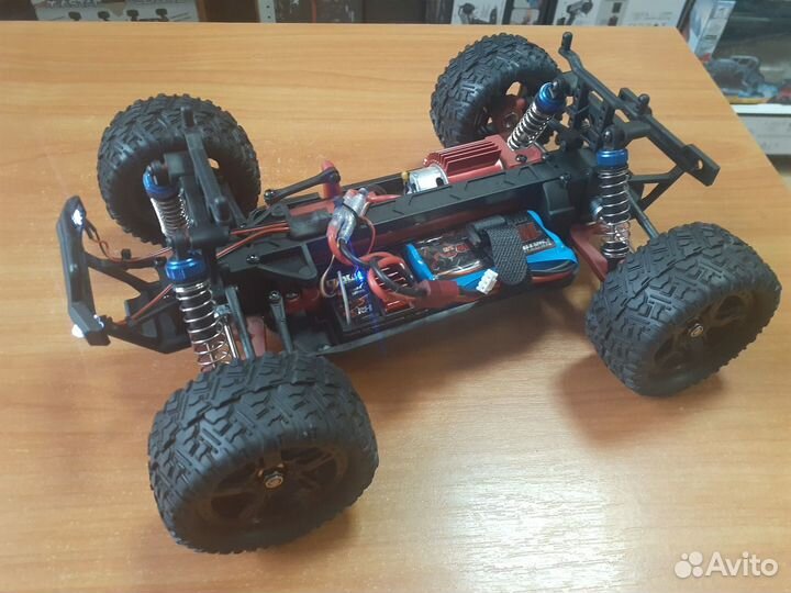 Монстр Remo Hobby smax upgrade 4WD 2.4G 1/16 RTR