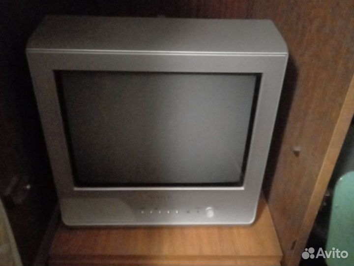 Телевизор бу маленький