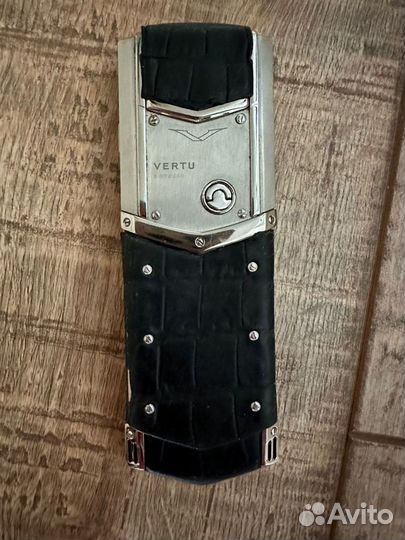 Vertu Signature S Design Stainless Steel, 4 ГБ