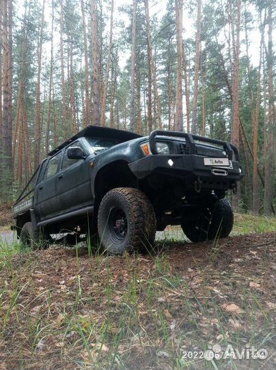 Toyota Hilux 2.4 МТ, 1997, 255 000 км