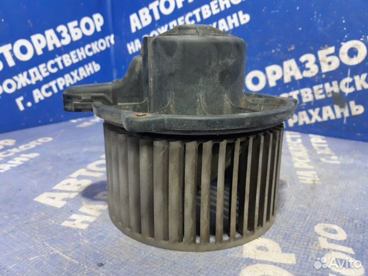 Моторчик печки Hyundai Accent седан 2005