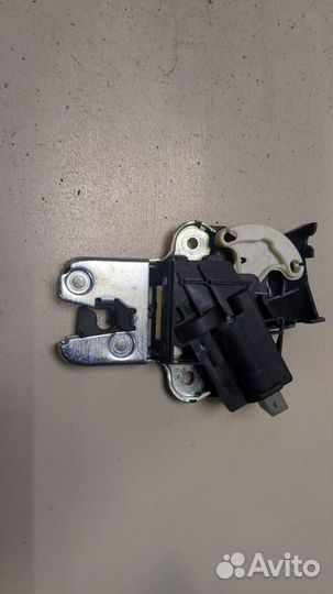 Замок багажника Volkswagen Passat 6, 2007