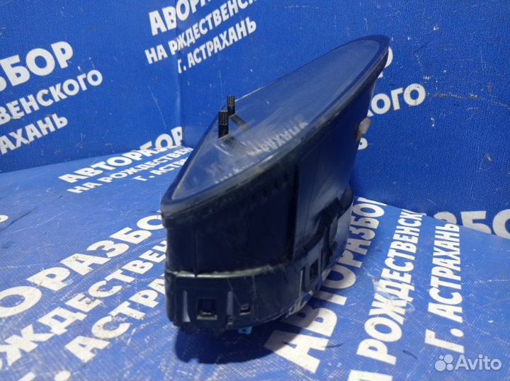 Панель приборов Mercedes-Benz W202 седан M111E18