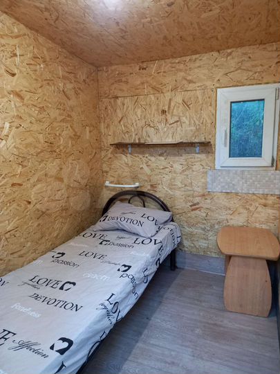 Комната 8 м² в 1-к., 1/1 эт.