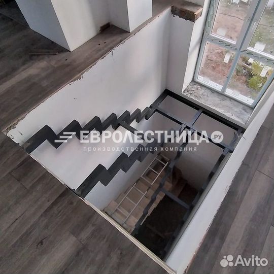 Лестница металлическая