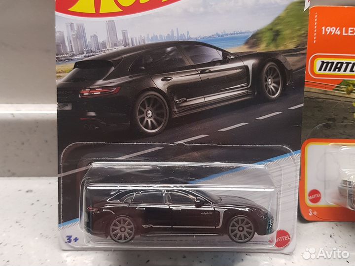Модели HotWheels Matchbox