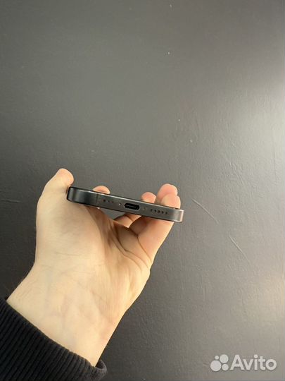 iPhone 15 Pro, 128 ГБ