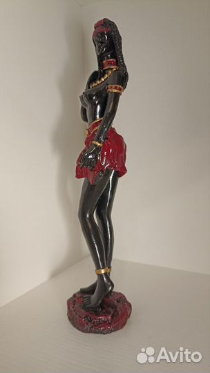 Статуэтка негритянка