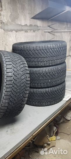 Gislaved Nord Frost 200 235/45 R18