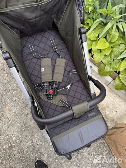 Прогулочная коляска luxmom Т 9 (зеленая хаки )