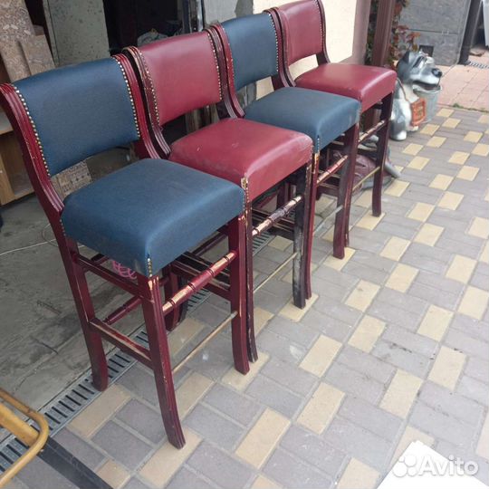 Барный стул