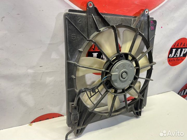 Вентилятор правый Honda Accord CU