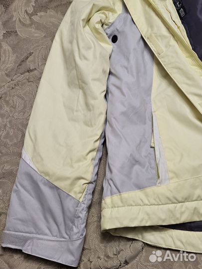 Горнолыжная куртка женская 42 44