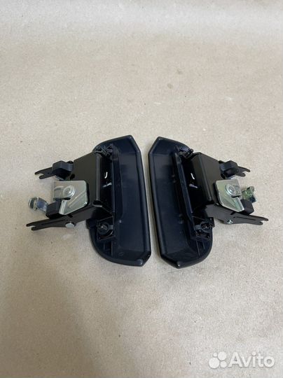 Ручки задних дверей Nissan Pathfinder R51