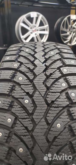 Formula Ice 215/65 R16