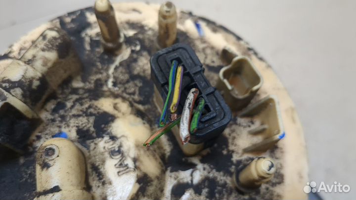 Насос топливный электрический Jaguar XF 2007–2012