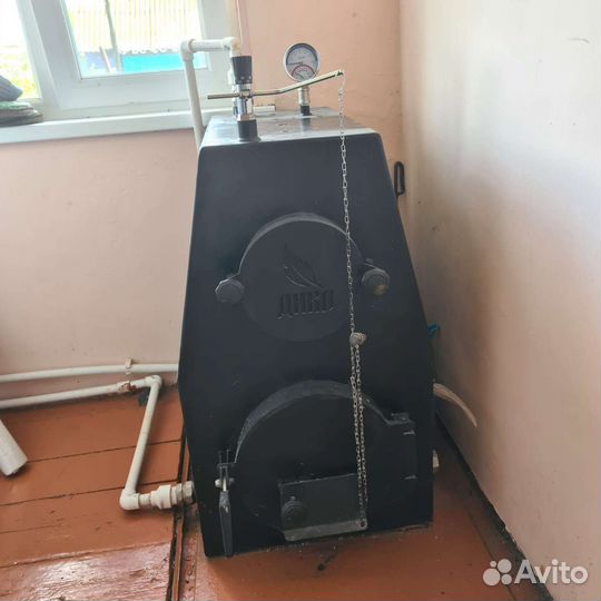 Печь для отопления дома бу