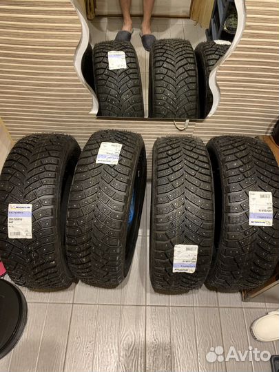 Michelin X-Ice North 4 205/55 R16