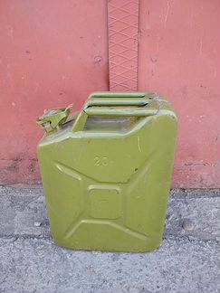Канистра металлическая 20л