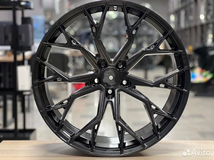 Диски разношир литой Replica Stance R21 5*112