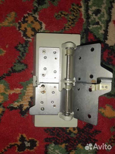 Универсальный пресс для склеивания