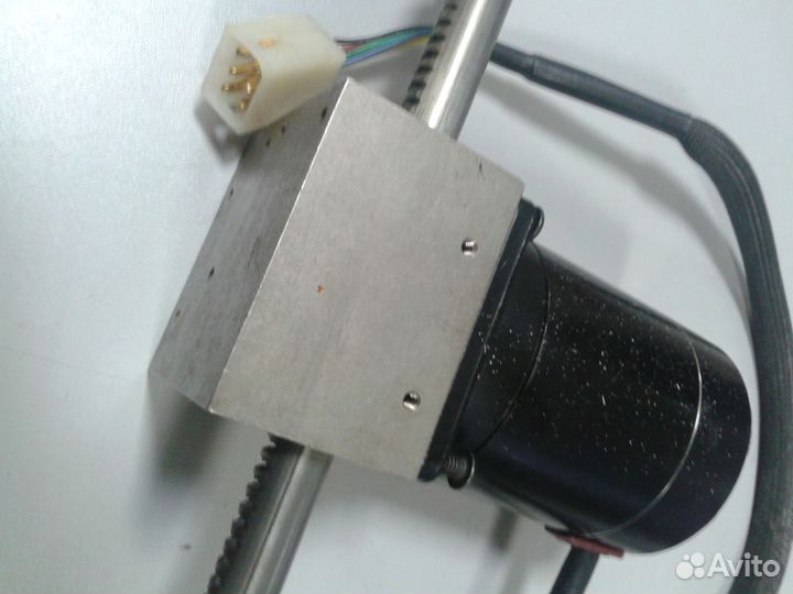 Электродвигатель шаговый vexta PH268-21