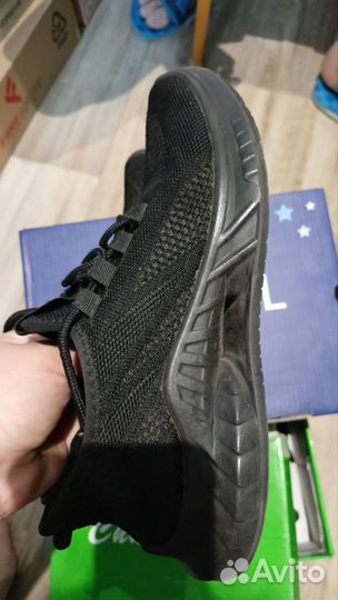 Кроссовки 37р