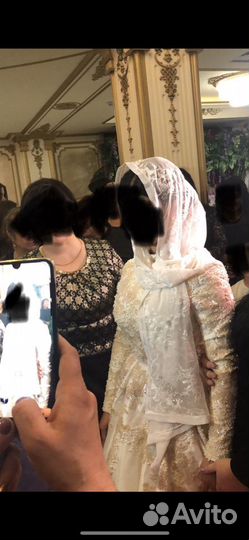 Свадебное платье