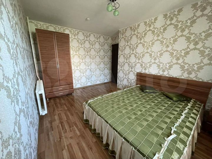 3-к. квартира, 84 м², 3/18 эт.