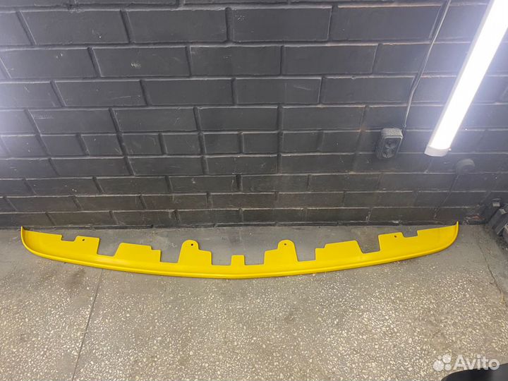 Юбка бампера Demon SRT 8 Dodge Challenger