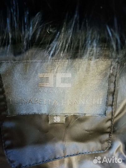 Пуховик новый 38р