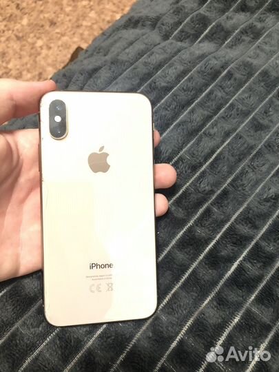 iPhone Xs, 64 ГБ