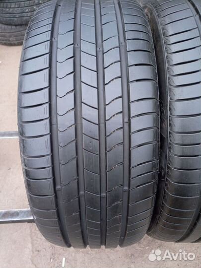 Kumho Ecsta HS51 235/45 R18 94V