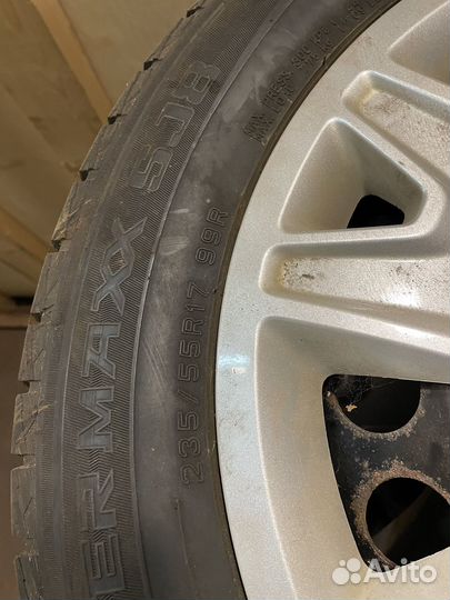 Dunlop Winter Maxx SJ8 235/55 R17