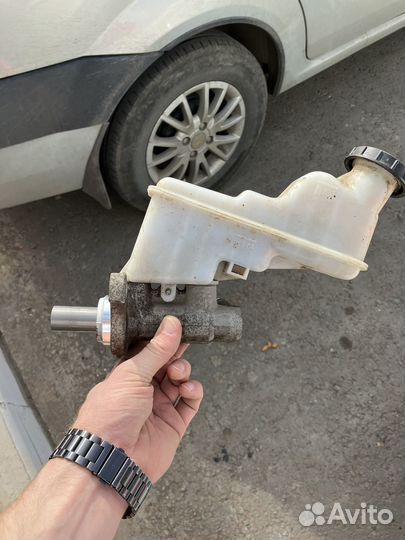 Главный тормозной цилиндр kia rio 3