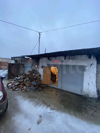 Гараж, > 30 м²