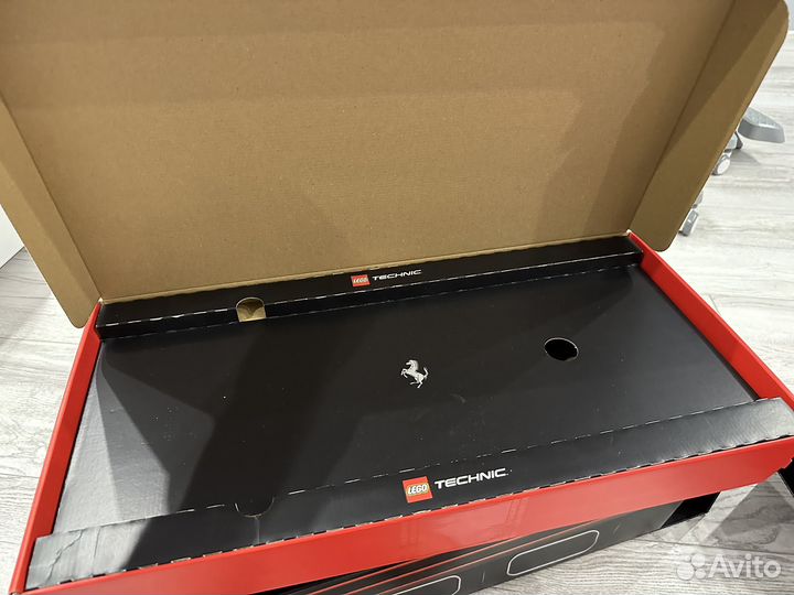 Коробка от лего 42143 ferrari daytona sp3