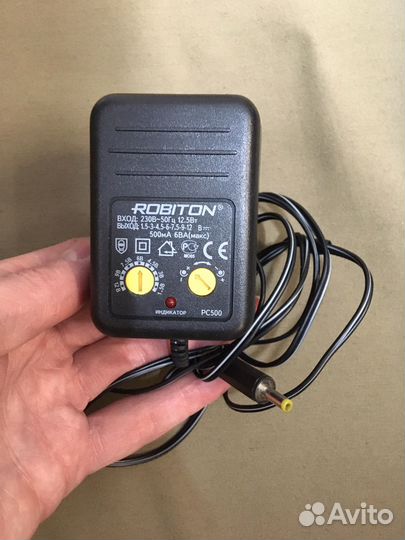 Блок питания универсальный Robiton PC 500