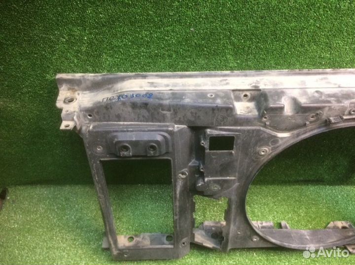 Диффузор вентилятора Peugeot 3008 2012