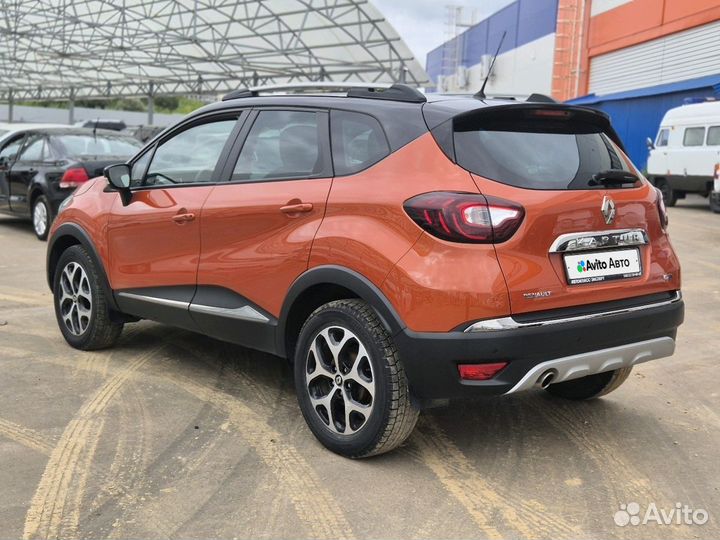 Renault Kaptur 2.0 AT, 2017, 111 212 км