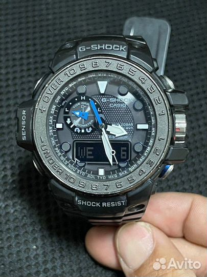 Наручные часы Casio G-Shock GWN-1000C-1A