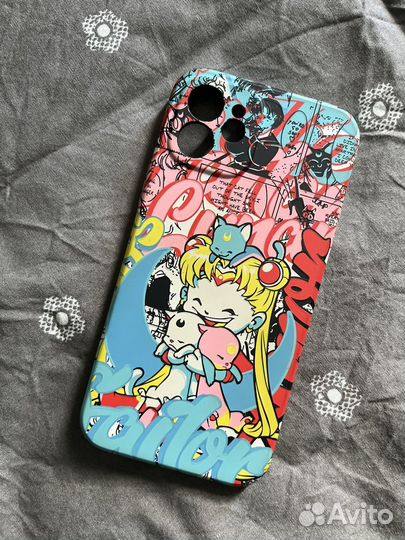 Чехол на iPhone 12