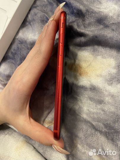 iPhone SE (2020), 64 ГБ