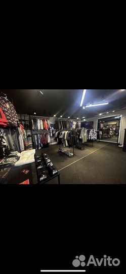 Продаю готовый бизнес магазин одежды