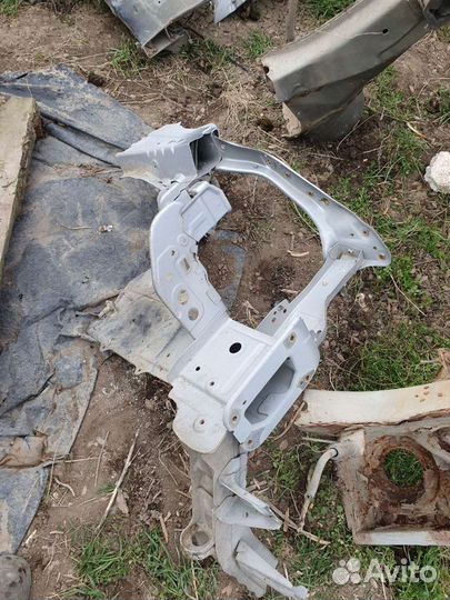 Лонжерон Пежо 4007