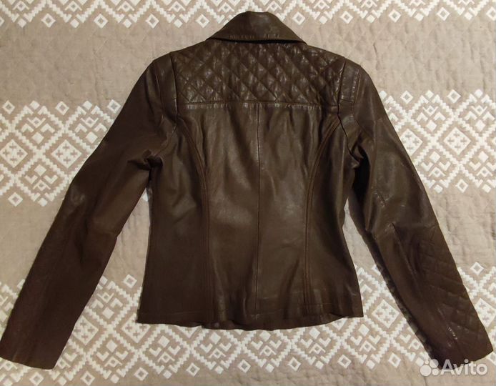 Кожаная куртка NAF NAF