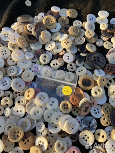 Пуговица из перламутра старые антикварные