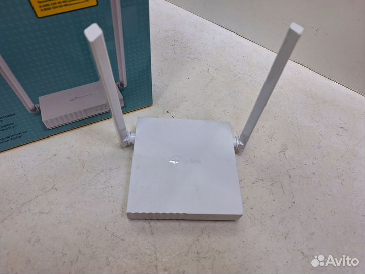 Wi-Fi роутер TP-link TL-WR820N