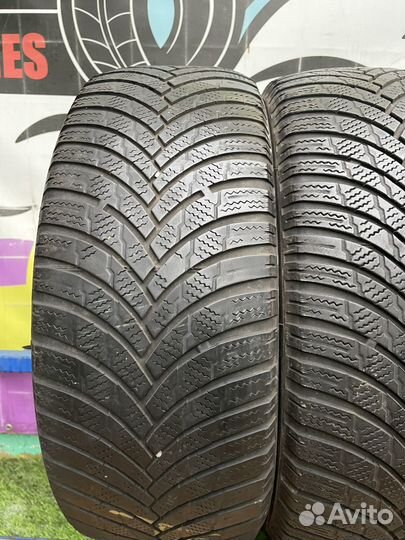 Firestone Winterhawk 4 215/55 R17 98V